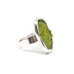 Load image into Gallery viewer, Customizable peridot ring set