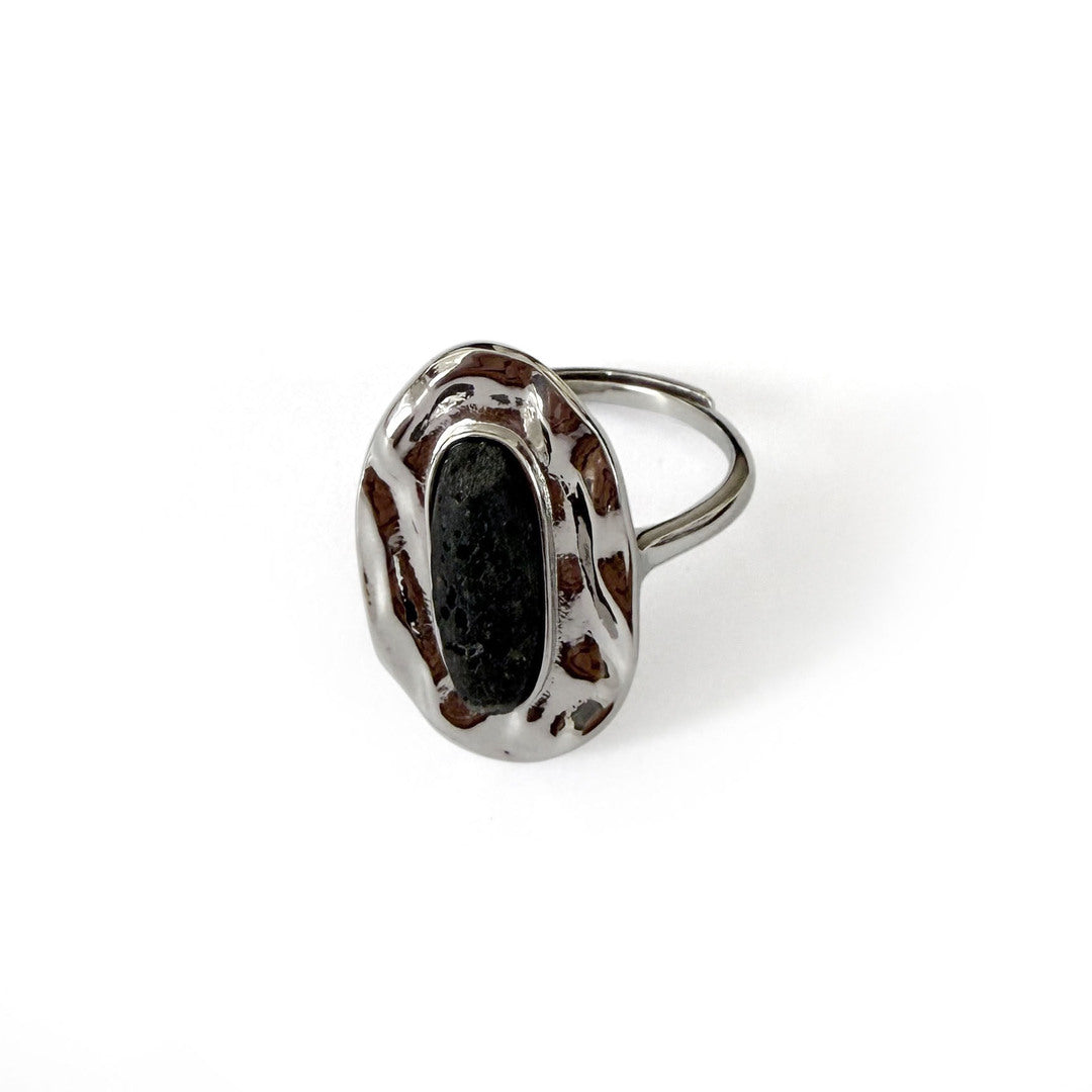 Anillo plata órbita lava
