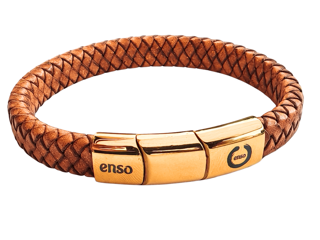 Brazalete cuero marron claro y acero baño oro