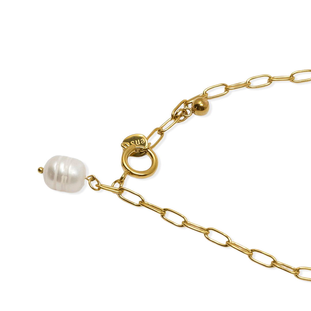 Pearl gold plated steel pendant