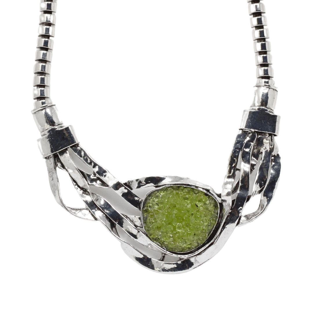 Silver peridot necklace