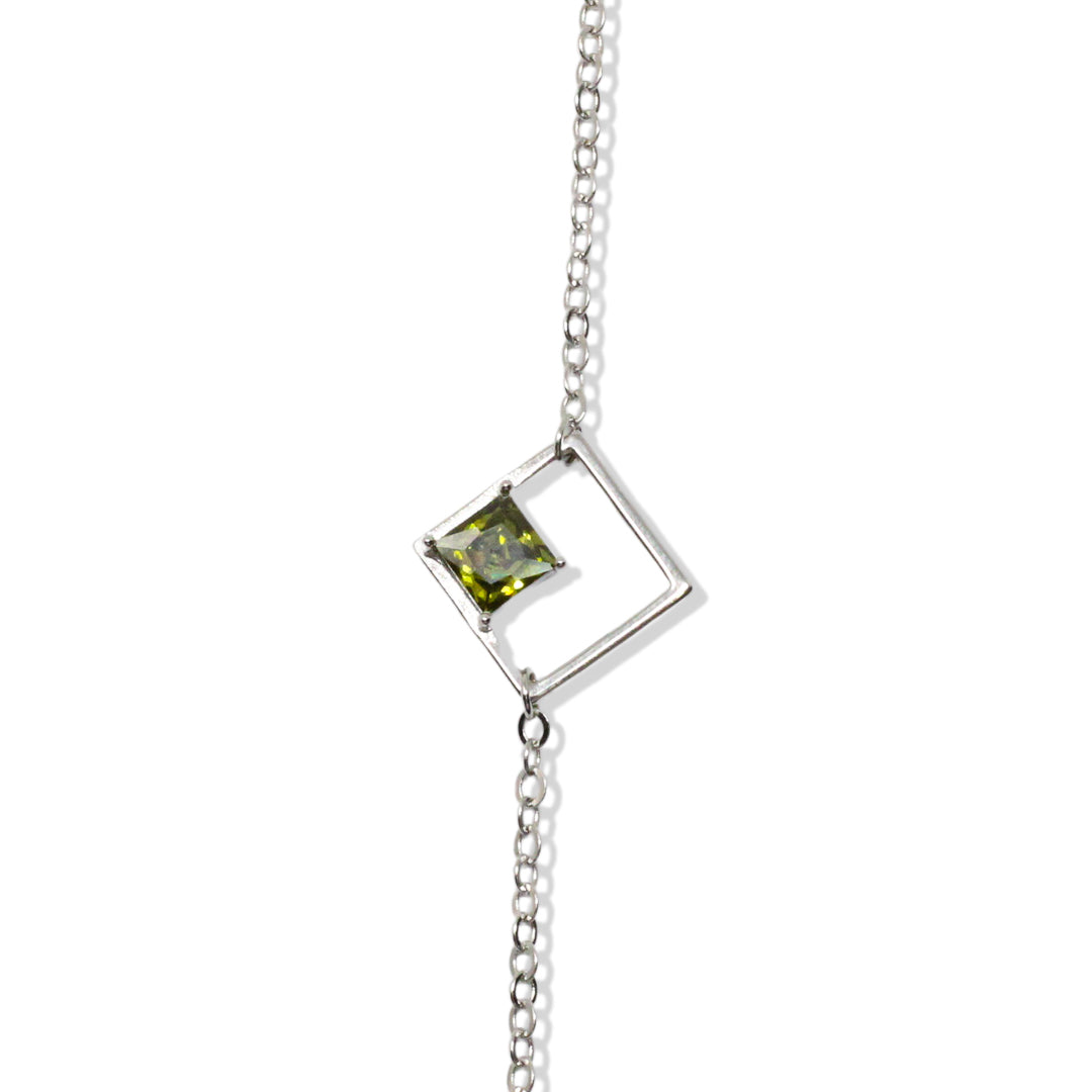 Silver Bracelet with Peridot Set in Rhombus Design